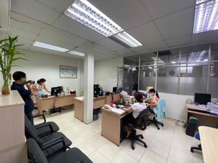 Biệt Thự Hẻm xe tải Hoàng Dư Khương P12 Q10. 14x20m trệt 2 lầu