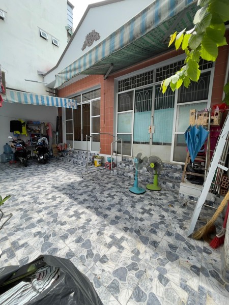 Cho thuê nhà 2 phòng ngủ Quận 1 giá 14 triệu