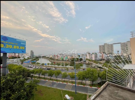 Đi đến slide 8