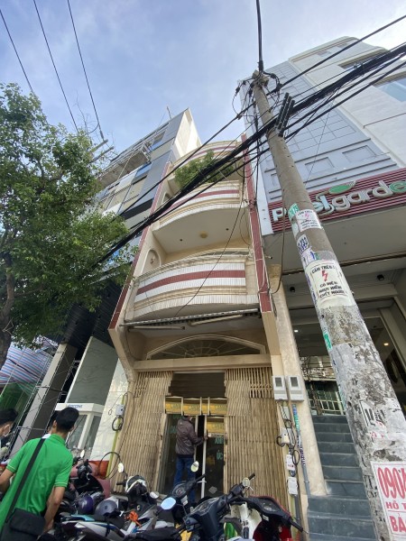 Nhà MT Hoàng Hoa Thám 4.1x19, trệt, 3L - 45tr