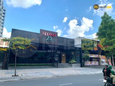 Cho thuê NHÀ HÀNG MT Nguyễn Đình Chiểu,Q1 sàn suốt dtsd:1700m2 GIÁ RẺ