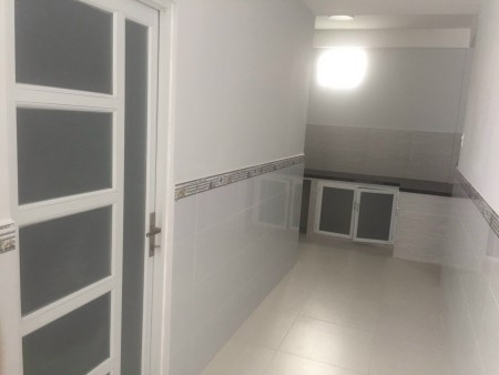 Cho thuê nhà HXH Nơ Trang Long, 5x12m, 1 lầu, 3 phòng ngủ, 2WC.