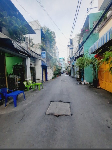 Nhà hẻm xe tải 8m đường 3/2 Q10, 4x13, 3 lầu, 5pn chỉ 23tr