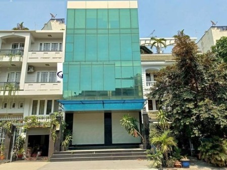 Cho thuê biệt thự quận Thủ Đức. MT Đường số 12, P. Hiệp Bình Chánh.