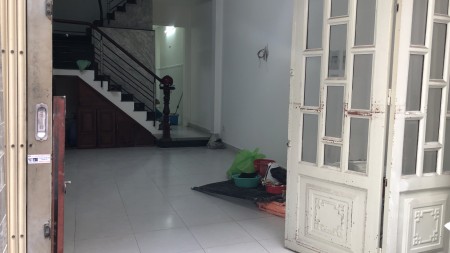 Nhà mới Đường Hòa Hưng, Trệt 2 Lầu ST, 4PN 3WC, Diện Tích 3.5x12.5m, Giá 19 Triệu