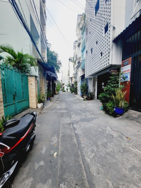 Nhà HXH Đường Tô Hiến Thành, Trệt 3 Lầu, 6PN 5WC, Diện Tích 5x22.5m, Giá 30 Triệu