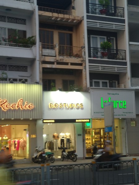 Cho thuê mặt tiền 3 THÁNG 2 P.11 Quận 10