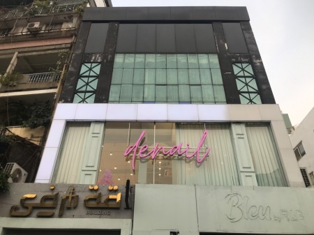 Nhà 4 tầng suốt MT gần Trần Hưng Đạo,Q1 DT:11x21 cho thuê giá chỉ 150tr