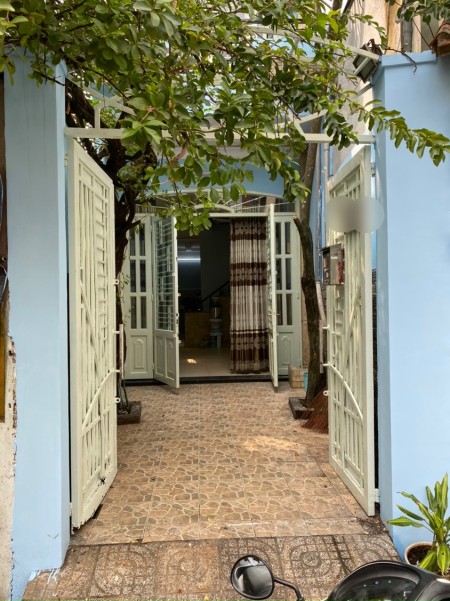 Tiên cho thuê nhà hẻm xe hơi, có sân 3PN tại Nơ Trang Long Bình Thạnh