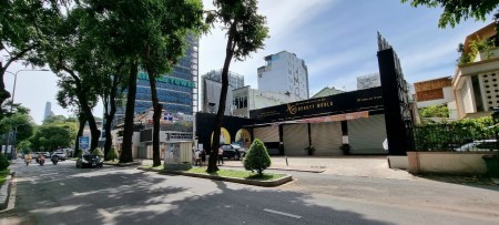 Tuấn cho thuê MT Paster, Q3, DT: 20x40m sàn suốt nhà mới giá tốt cho khách