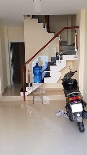 Chính chủ cho thuê nhà nguyên căn 2 tầng, Hoàng Hoa Thám Bình Thạnh giá 13tr