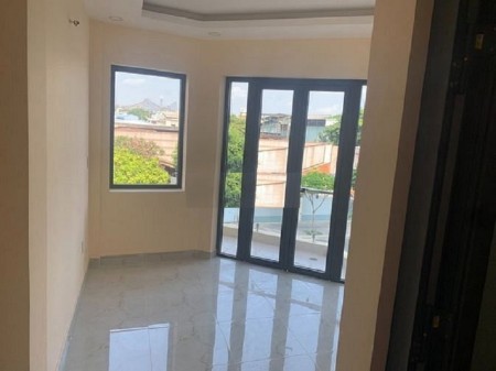 Cho thuê nhà 90m2, 2 MTKD Lũy Bán Bích Tân Phú giá 17 tr