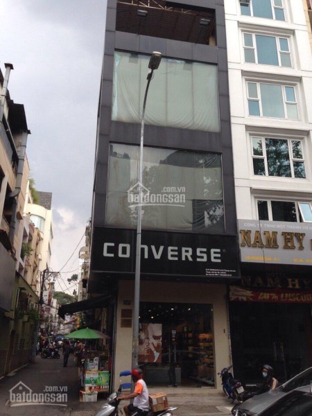 Cho thuê nhà góc 2MT nguyễn trãi Q1 dt 4,5x20m trệt 3 lầu giá 130tr/th