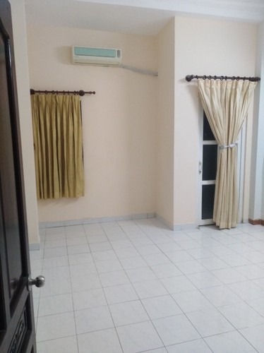 Đông cho thuê nhà phố 4.2x12m, giá 18tr ở đường Trường Sơn Tân Bình