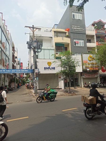 Cho thuê nhà góc 2 mặt tiền ngay Sư Vạn Hạnh Q10, giá 110tr còn thương lượng