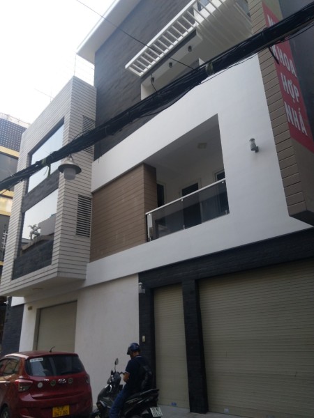 Cho thuê nguyên căn 350m2, 3PN mặt tiền đường Tú Xương Quận 3