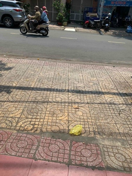 12tr/tháng còn thương lượng với nhà nguyên căn mt nội bộ Tân Phú