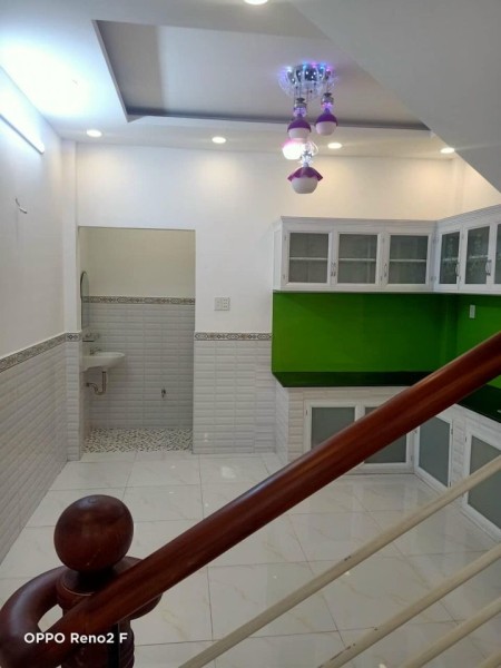 Cho thuê nhà Tân Quý quận Tân Phú dt 53m2, 2 tầng, chỉ 8 triệu