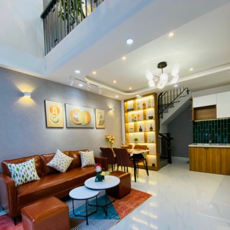 Nhà [4x12] Lửng đúc 2PN Full Nội Thất gần chợ Bình Trị Đông