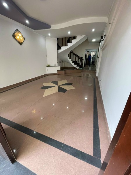 Cho Thuê Nhà nguyên căn đường Yên Đỗ p1 quận bình thạnh