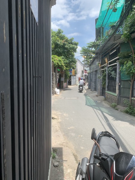 Cho thuê nhà mặt tiền Đường số 7, Phường Phước Long B, Quận 9 3PN 2WC 7 Triệu/Tháng