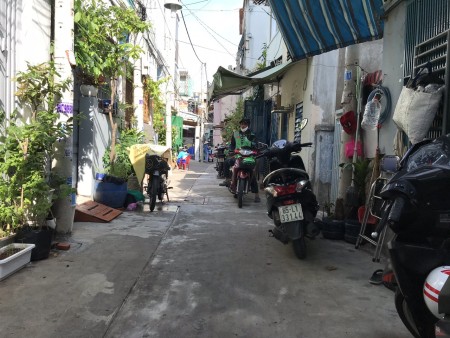 Nhà hẻm ba gác 3 phòng Nguyễn Trãi P.Nguyễn Cư Trinh Quận 1