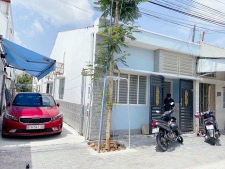 Nhà 80m2 cho thuê 2PN, 1WC, giá 7 tr/th, tại P. Phú Lợi, Bình Dương. LH 0961212319, 80m2, 2 phòng ngủ, 1 toilet