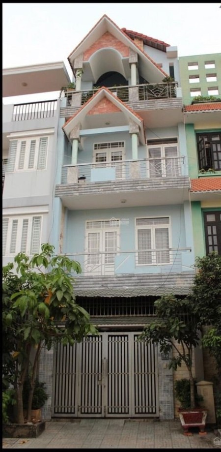 Nhà nguyên căn 90m2, 1 trệt 3 lầu tại Bình Thạnh giá thuê 22 Triệu/Tháng