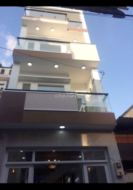 Cho thuê nhà nguyên căn 4mx13m, 1 trệt, 1 lững, 2 lầu tại Quận Tân Phú. Giá thuê 15 Triệu/Tháng