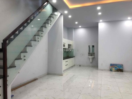 Nhà cho thuê 9 triệu/tháng, Đường Trần Xuân Soạn, Phường Tân Hưng, Quận 7.