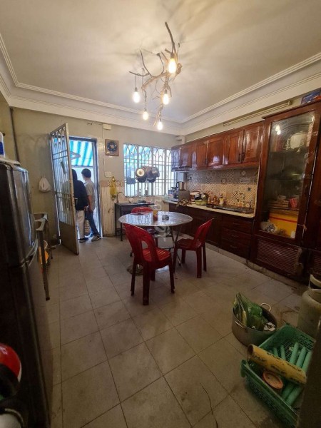 Cho thuê nhà mặt tiền Nguyễn Duy Dương, 4x16, 3 lầu, 6PN-6WC, 40 triệu