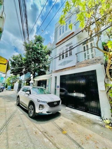 8 triệu/tháng về tay nhà nguyên căn cực đẹp 3 tầng đường Huỳnh Tấn Phát