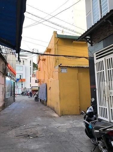 Nhà nguyên căn 16.5 triệu Phan Đăng Lưu, Phường 7, Quận Bình Thạnh