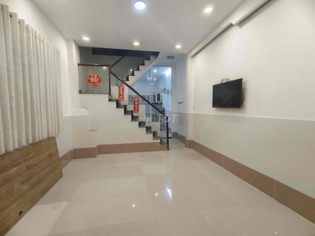 Nguyên căn 2 tầng Quận 6 đang cho thuê với giá 12tr/tháng. Nhà sạch sẽ như mới