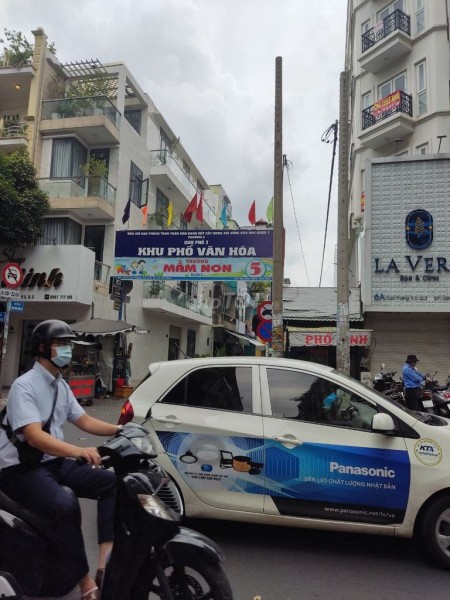 Cho thuê nguyên căn mặt tiền Cao Thắng, P.5, Quận 3