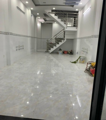 Cho thuê nhà nguyên căn Giá thuê 7,5 triệu ( diện tích 4x15m, nhà có 2 phòng ngủ )