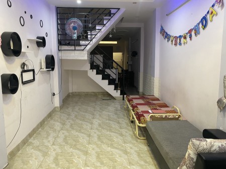 Cho thuê nhà 1 trệt 1 lầu Full Nội Thất đương Dương Quảng Hàm p5