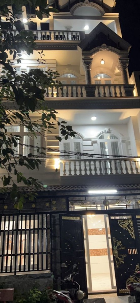 Đường Gò Xoài, Phường Bình Hưng Hòa A, Bình Tân. Diện tích 7m×8m ( nở hậu 7,5m). Giá thuê 12tr/ th