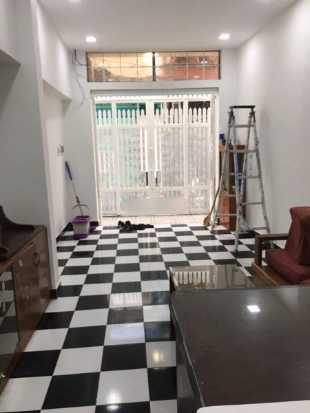 Cần cho thuê nhanh nguyên căn nhà tại Hẻm 1/ Đường Nguyễn Đình Chiểu, Phường 4, Quận 3. Giá 14,5tr/t