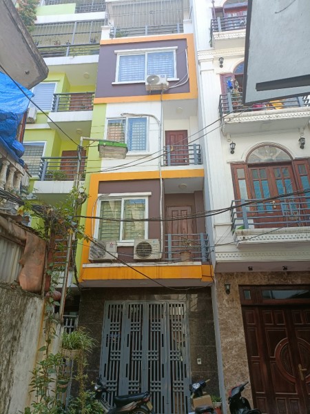 Cho thuê nhà chính chủ số 24 ngách 56 ngõ 127 Hào Nam