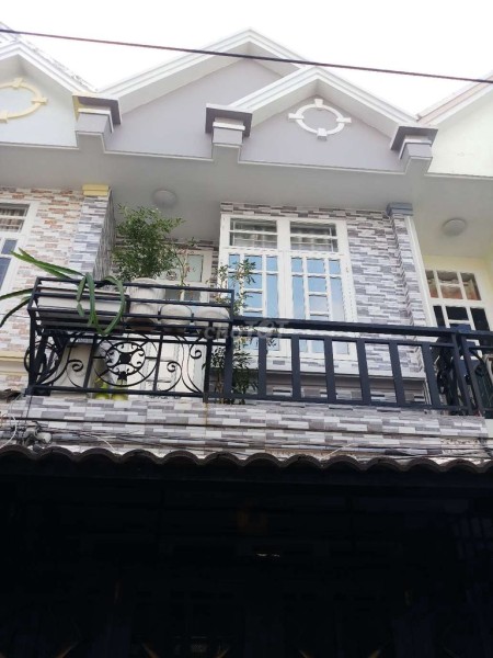 Nhà 1 lầu huyện Nhà Bè cho thuê 7 triệu, rộng 40m2 vào Q1 chỉ 15p