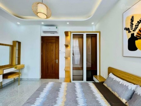 Nhà HXH chính chủ cho thuê 106m2, 4PN, 4 tầng, có sân thượng - 28 triệu/tháng