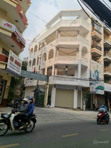 50tr/th - nhà HXH cho thuê 96m2, 3 lầu ngay Nguyễn Thị Minh Khai Quận 1. LH 0931116390