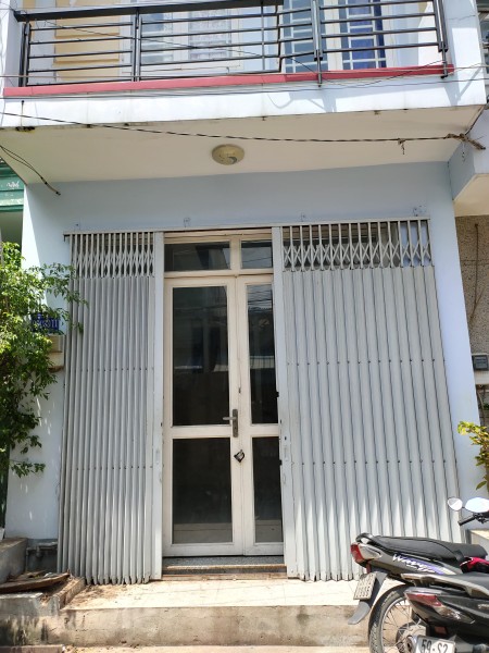 Cho thuê nguyên căn P. BHH, Hẻm xe tải, vào ở ngay