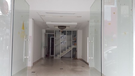 Cho Thuê Nhà MT Út Tịch, Q.Tân Bình - 4 x 10m (5 Lầu) - 27 Triệu/Tháng