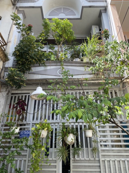 Nhà nguyên căn cho thuê. Điện nước giá nhà nước. KV yên tĩnh