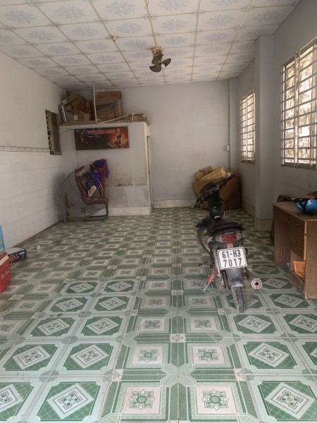 Nhà cho thuê, 180m2, gần chợ, thích hợp kinh doanh hoặc làm văn phòng, 180m2, 3 phòng ngủ, 3 toilet