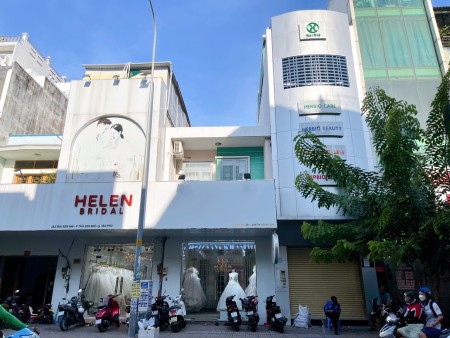 MT Tân Sơn Nhì 4mx18m đúc 2 lầu sân thượng vị trí đẹp. Giá 30 triệu