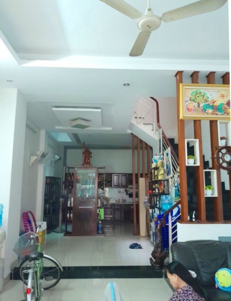 Cho thuê nhà đường số 2 chợ Tân Mỹ 1 trệt + 2 lầu, giá 17tr