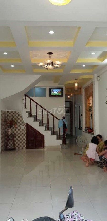 Cho thuê nhà đẹp cách HXH 30m Trần Bình Trọng P5 Bình Thạnh